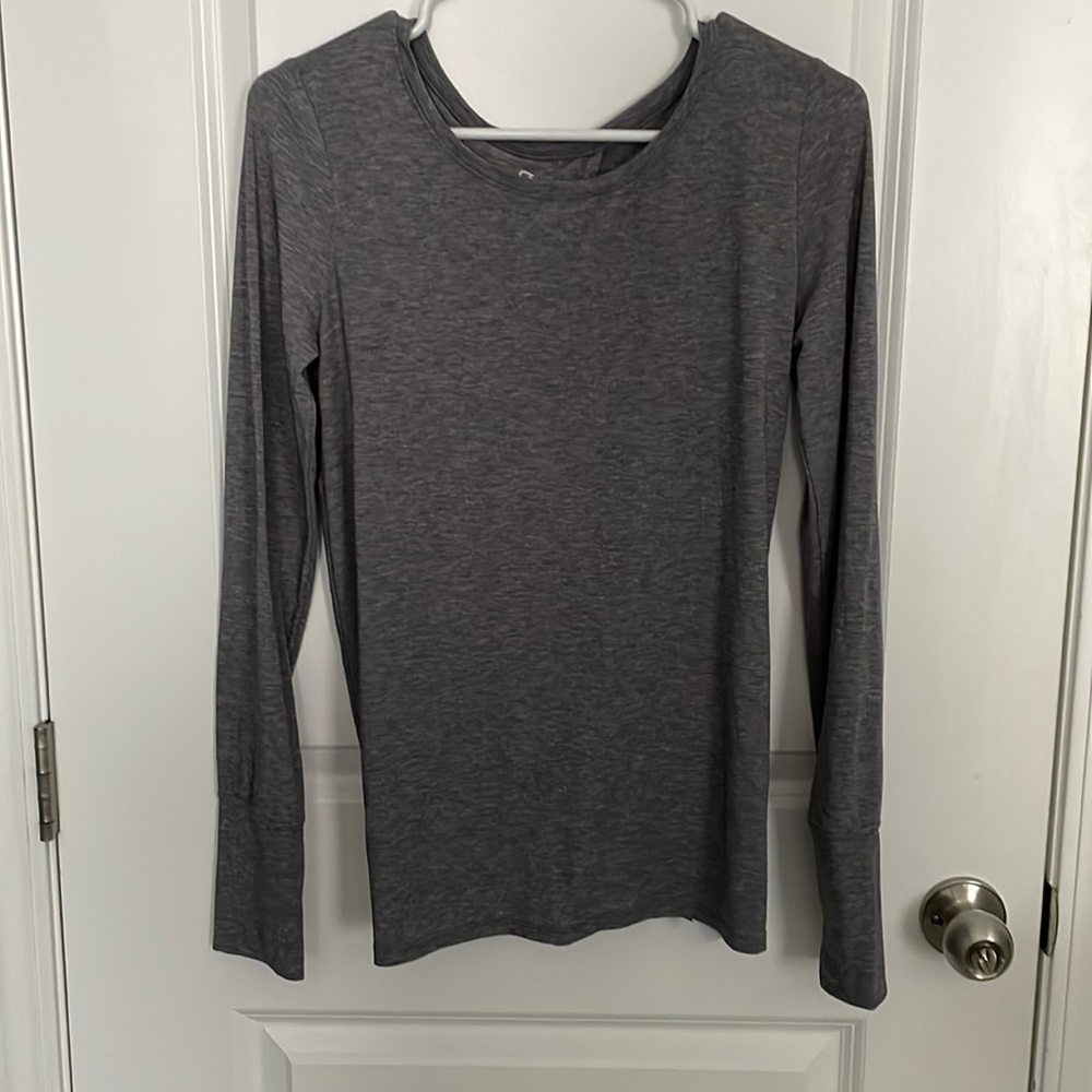 Open back athletic long sleeve top, size S